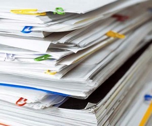 Школы должны закупать классные журналы у госпредприятий