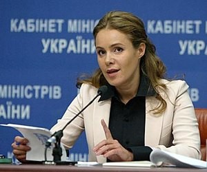 Правительство утвердило Государственную программу поддержки семьи