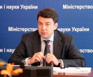 Большинство вузов компетентно работают с электронной базой