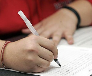 27 мая выпускники школ сдадут экзамен по украинскому языку