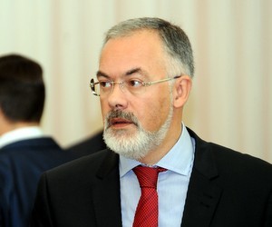 В Минобразования говорят, что выполняют президентский план