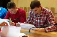 Государство должно создать условия для развития молодежи, - студенты