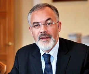 За два года не закрыто ни одного внешкольного учреждения, - Табачник