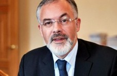 За два года не закрыто ни одного внешкольного учреждения, - Табачник