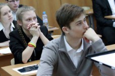 В Минобразования говорят, что абитуриенты не жалуются на обыски