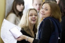 На этой неделе абитуриенты сдадут тесты по истории и физике