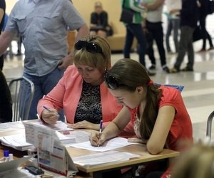 Вступительная кампания началась без очередей, - МОН