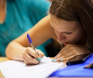 В первый день вступительной кампании абитуриенты подали 60 тысяч заявлений