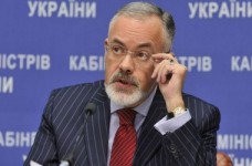 Коррупцию в вузах провоцируют студенты, - министр