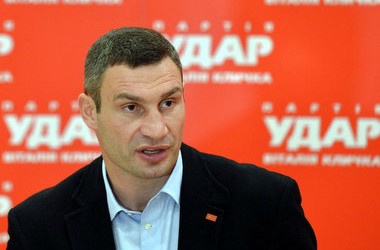 УДАР требует отставки министра Табачника