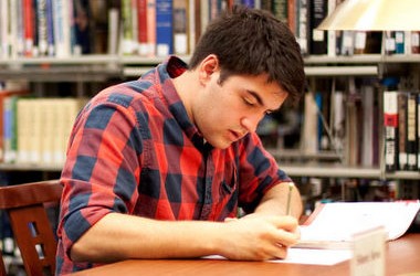 Первокурсников, которые не приступят к занятиям - отчислят