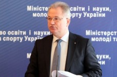 Новые учебники существенно отличаются качеством, - Удод