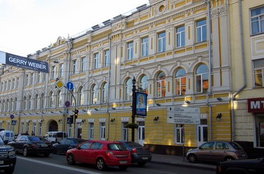 Помещения МОН передадут родственникам министра?