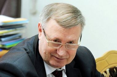 Покупать сборники не нужно, – Жебровский