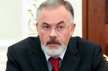 Табачник просит молодежь не жить эмоциями