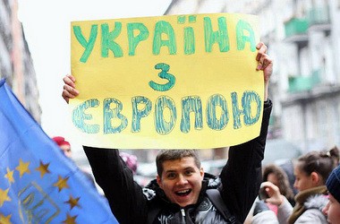 Чиновники убеждают студентов не идти на майданы