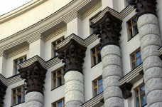 Студенты требуют от Кабмина выплаты стипендий