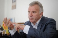 Образование держится на патриотах, - Николаенко