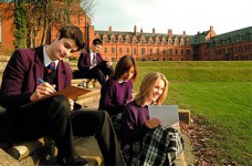 Выставка "Школы-пансионы Великобритании"