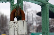 Янукович и Табачник закрыли 557 школ - Бригинец