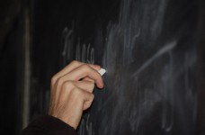 Минфин и профсоюзы продолжают консультации