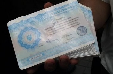 Крымчанам придется подтверждать свои дипломы