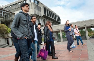 Иностранные вузы еще принимают украинцев на сентябрь