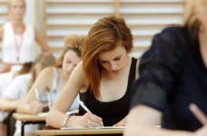 Абитуриенты сдали ЗНО по украинскому языку