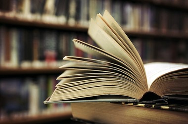 В МОН рассказали об аферах с учебниками