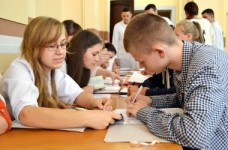 Абитуриентов будут зачислять дополнительно