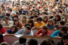 Учителeй много, а вот учить некому