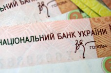 В регионах учителя получают 1-2 грн надбавок