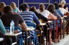 Выпускники сдадут тест по украинскому языку 24 апреля