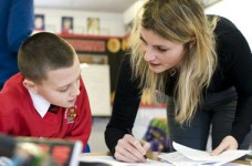 Под сокращение попадут 100 тысяч учителей, - профсоюз