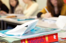 Летом в школах могут открыться языковые лагеря