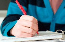 Рассмотрение новых школьных программ продлено