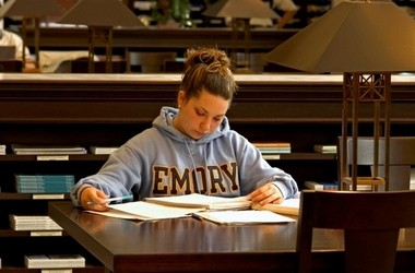 Вузы должны внести изменения в правила приема