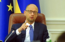 Яценюк хочет знать, что произошло в УЦОКО