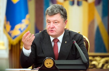 Президент спросил, почему учителям платят меньше всех