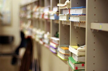 В МОН решали, как отбирать учебники для школ