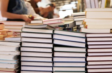 Доставка учебников начнется после 1 декабря