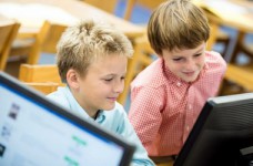 В украинских школах 1 компьютер на 27 учащихся