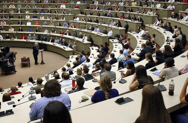 Рада приняла закон о штатных расписаниях вузов