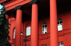 Соотношение студенты-преподаватели: КНУ в ТОП-100 мира