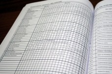 Учителя предлагают перейти на электронные журналы