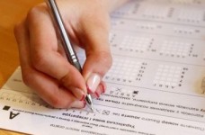Завтра определят порог для трех тестов ЗНО
