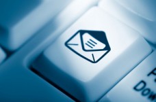 В МОН говорят, что абитуриенты успеют подать заявления в вузы