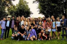 Почему родители выбирают для детей образование за границей?