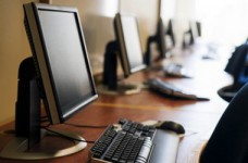 Компьютеры из КНР получат лицензионные программы