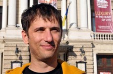 Суд обязал Кабмин поднять зарплаты бюджетникам